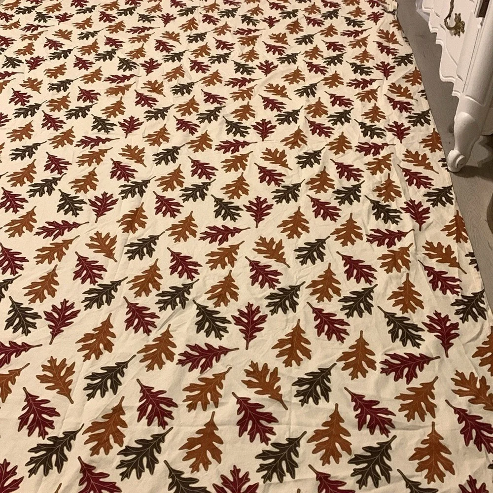 Fall autumn September Leaf Pattern Maple Foliage Nature‎ Multicolor tablecloth